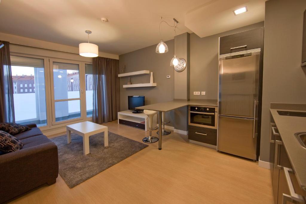 Apartamentos Irenaz Vitoria-Gasteiz Cameră foto